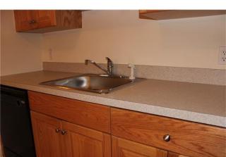 1334 Fernwood Ct, New Brunswick NJ  08901-2791 exterior