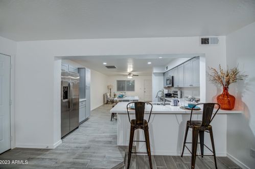 12616 20th Dr, Phoenix AZ  85029-2611 exterior