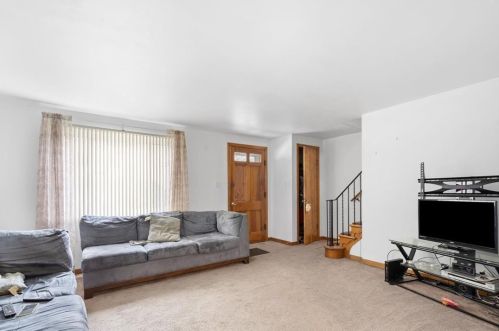 2926 Brentwood Ave, Pittsburgh, PA 15227-2528