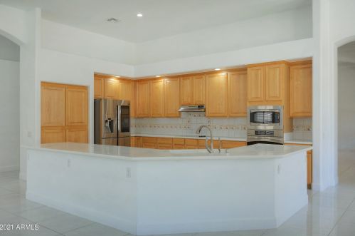 14024 8th Pl, Phoenix AZ 85014-2101 exterior