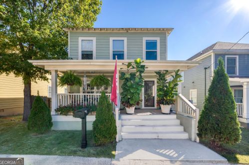 744 Garibaldi St, Atlanta GA  30310-2171 exterior