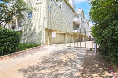 4111 Cole Ave, Dallas TX  75204-2014 exterior