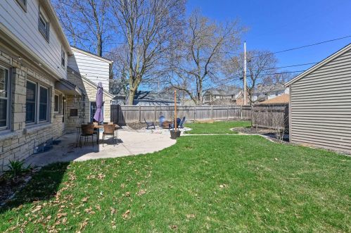 2110 91st St, Milwaukee WI  53226-2604 exterior