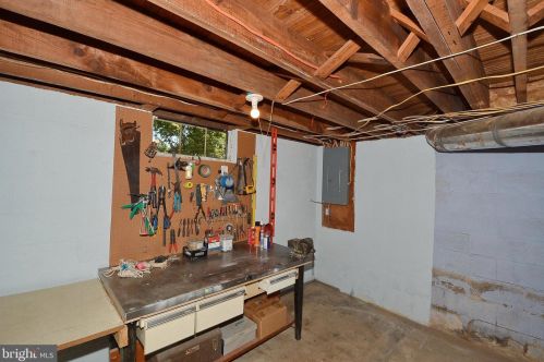 1214 Walnut St, Hanover PA 17331-1529 exterior