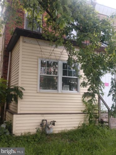 25 Front St, Darby PA 19023-3013 exterior