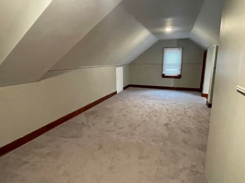 4866 37th St, Milwaukee WI  53221-2570 exterior