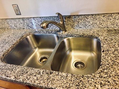 5032 Hall St, Dallas TX 75226-1337 exterior