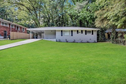 3197 Cloverhurst Dr, Atlanta GA  30344-4568 exterior