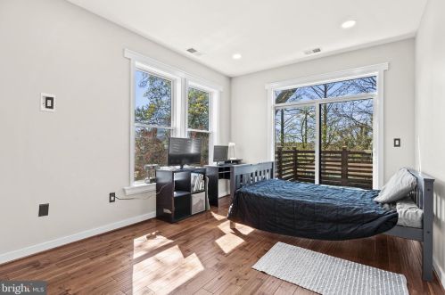 2216 30th St, Washington DC  20020-3369 exterior