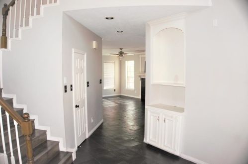 8422 Atascocita Lk Way, Humble TX 77346-1784 exterior