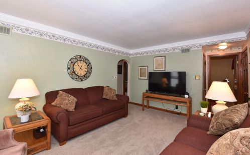 605 113th St, Milwaukee, WI 53226-3721