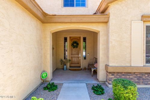 2121 Apache Rain Rd, Phoenix, AZ 85085-5083