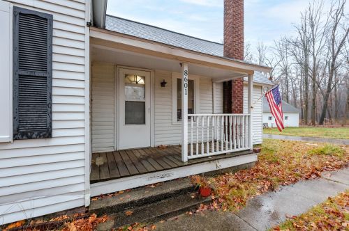 8601 Almena Dr, Kalamazoo MI  49009-9310 exterior