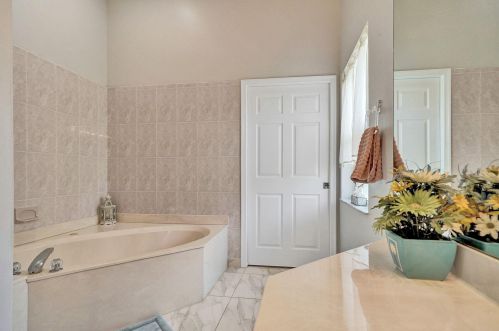 12203 Castle Pne Rd, Boynton Beach FL 33437-6019 exterior