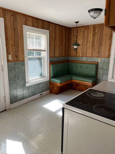 41 Thompson St, Concord NH 03301-2406 exterior