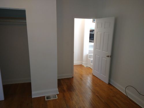 6149 Giddings St, Chicago IL 60630-2931 exterior