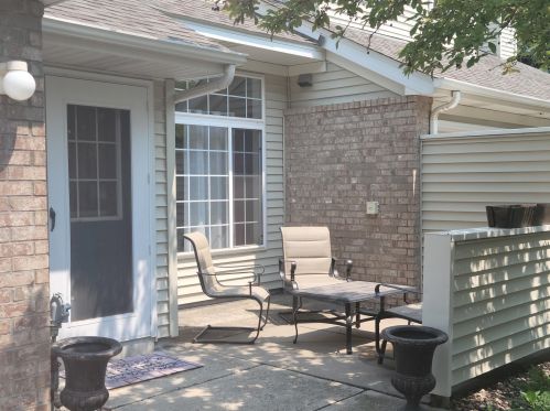 8674 Beverly Way, South Saint Paul MN 55076-5123 exterior