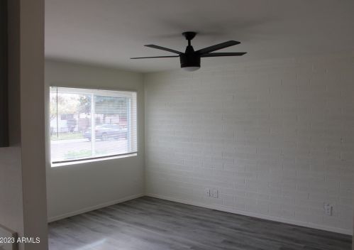 11612 21 Dr, Phoenix AZ 85015-5408 exterior