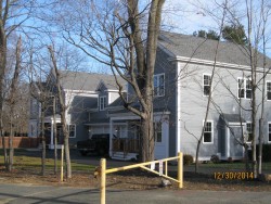 53 Auburn St, Newton, MA 02465-2225