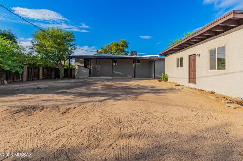 4121 Mars St, Tucson AZ 85741-1872 exterior