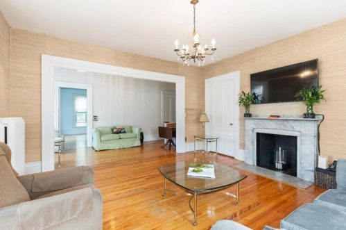 2 Frst St, Peabody MA 01960-4111 exterior