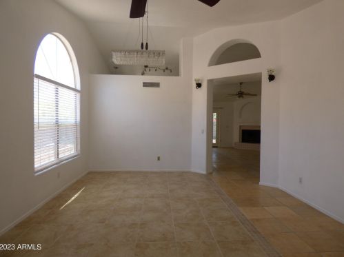 18808 38th St, Phoenix AZ  85050-2617 exterior