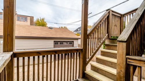 3927 Lawndale Ave, Chicago IL  60618-3107 exterior