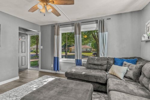 3901 86, Milwaukee WI 53222-2833 exterior