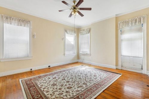 5226 Washington Pl, Saint Louis MO 63108-1116 exterior