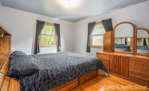 2209 Holliday Dr, Wyoming MI exterior