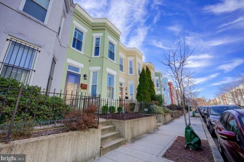 1363 Emerald St, Washington, DC 20002-5431