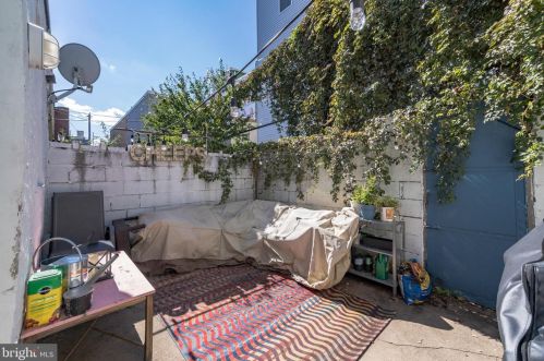 1536 18 St, Philadelphia PA 19145-1402 exterior