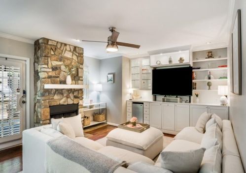 2505 Forrest Way, Atlanta GA  30305-3716 exterior