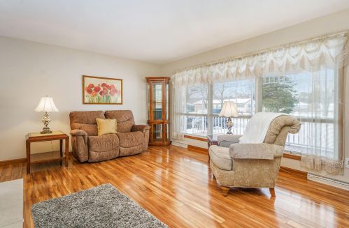 3660 Evaline Dr, Meskegon MI 49444-4133 exterior