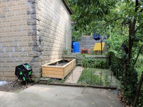 1260 Arkansas Ave, Pittsburgh PA  15216-2604 exterior