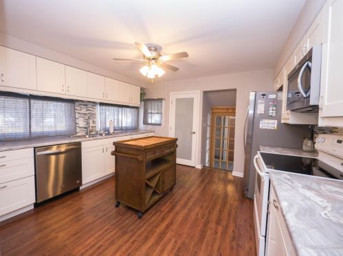 3700 88th St, Milwaukee, WI 53222-2705