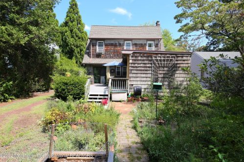 42 Lennox Ave, Locust NJ 07760-1506 exterior