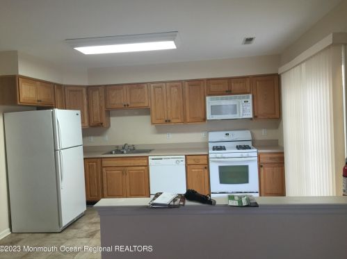 269 Brookfield Dr, Jackson Twp NJ  08527-3868 exterior