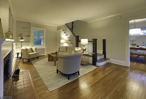 87 Oakview Ave, Maplewood, NJ 07040-2303