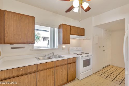 2705 Orchard Ave, Tucson AZ  85712-1912 exterior