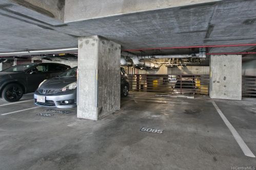 725 Kapiolani Blvd, Honolulu HI 96813-5247 exterior