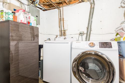 2424 Harrison St, Chicago IL  60612-3525 exterior