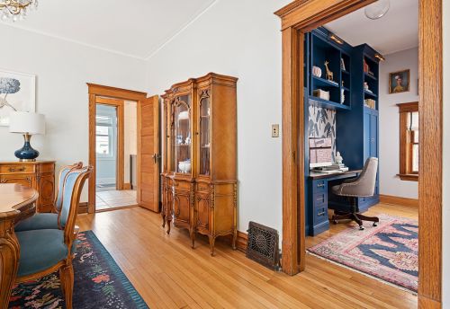 2818 Albany Ave, Chicago IL 60618-7605 exterior