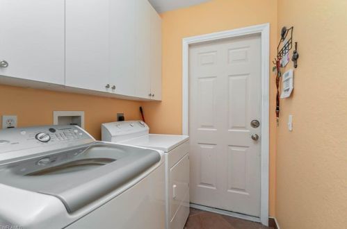 841 2 St, Naples FL 34117-9326 exterior