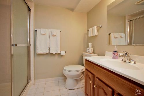 431 Lynn Ter, Waukegan IL 60085-3358 exterior