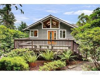 12752 42nd Ave, Seattle WA  98125-4623 exterior