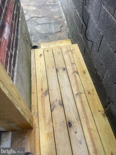 2512 Marshall St, Philadelphia PA 19120-3739 exterior