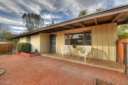 5901 Oracle Rd, Tucson AZ  85704-3827 exterior