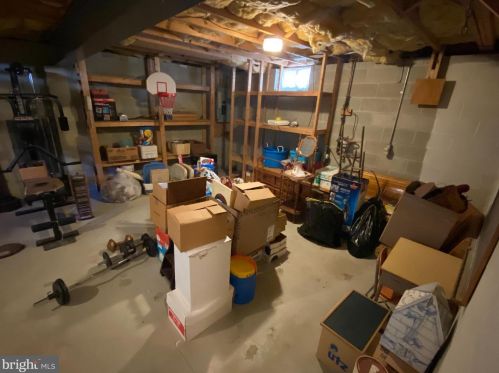 76 Gardenia Dr, Hanover PA 17331-3454 exterior