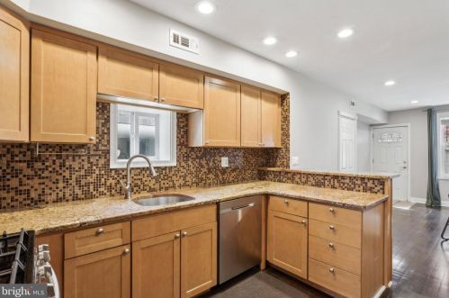 307 George St, Philadelphia PA 19123-1544 exterior